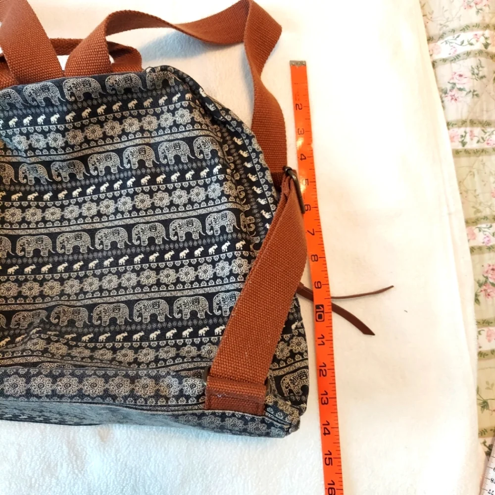 American Eagle knapsack Back Pack Book Bag Pockets Zipper 16x16